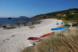 La Playa de Canexol en Isla de Ons: Cómo llegar, servicios y el tiempo