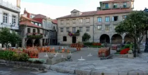 Descubre la Plaza de Herrería en Pontevedra